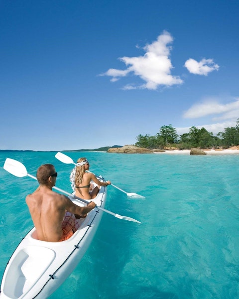 //www.som2travel.es/cdn/images/content/Islas Hamilton/isla hamilton pequeña.jpg